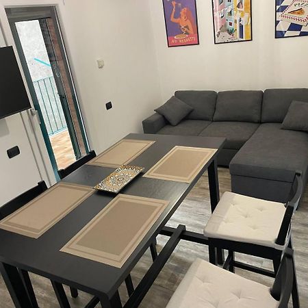شقة Greta'S House - Napoli Centro المظهر الخارجي الصورة