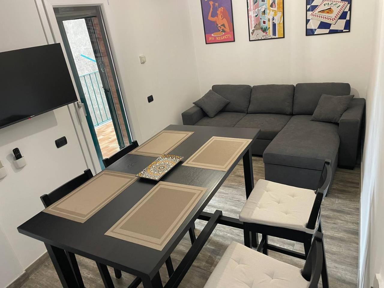 شقة Greta'S House - Napoli Centro المظهر الخارجي الصورة